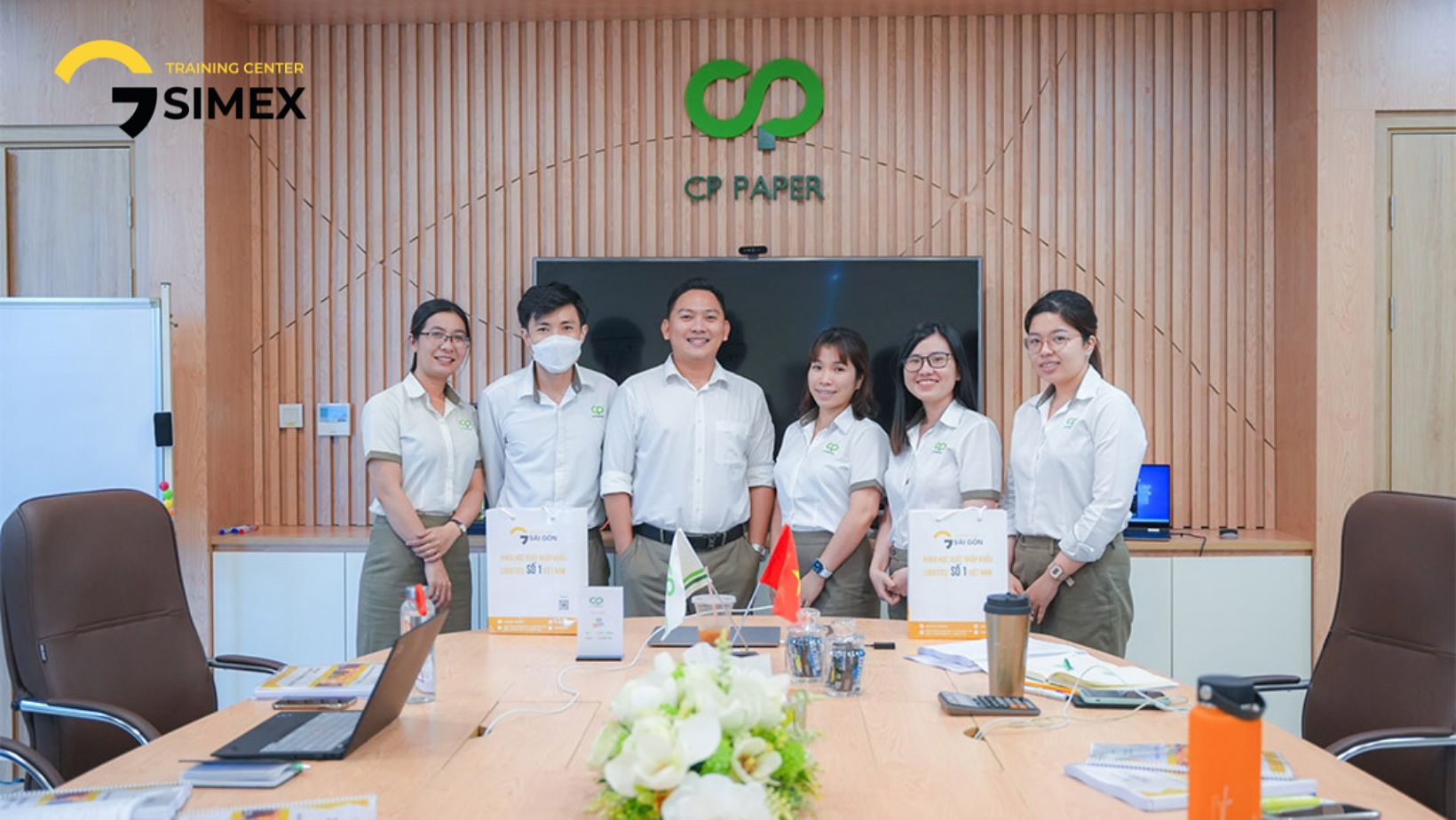 <br />
<b>Warning</b>:  Undefined property: stdClass::$display_name in <b>/home/simex.edu.vn/public_html/sources/khoa-hoc-doanh-nghiep.php</b> on line <b>345</b><br />
