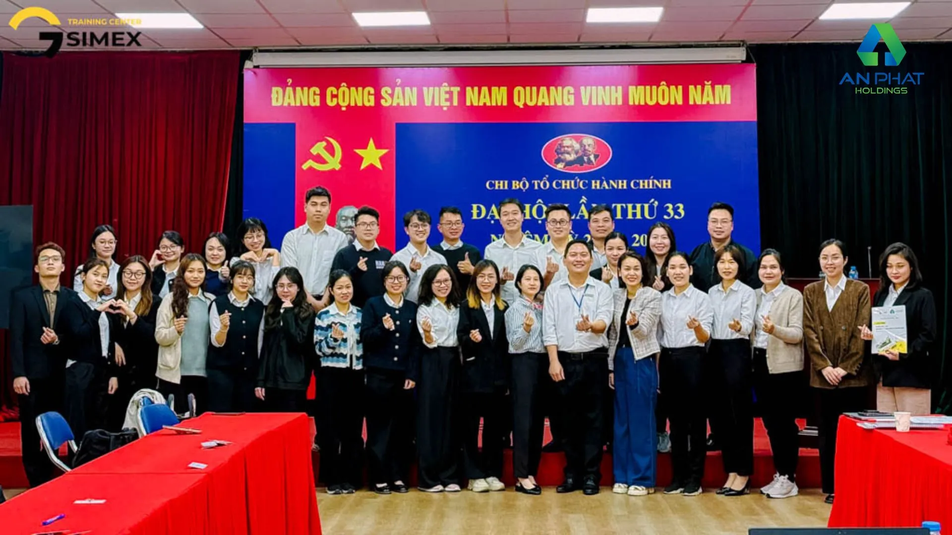 SIMEX Delivers Advanced International Logistics Training at An Phat Holdings