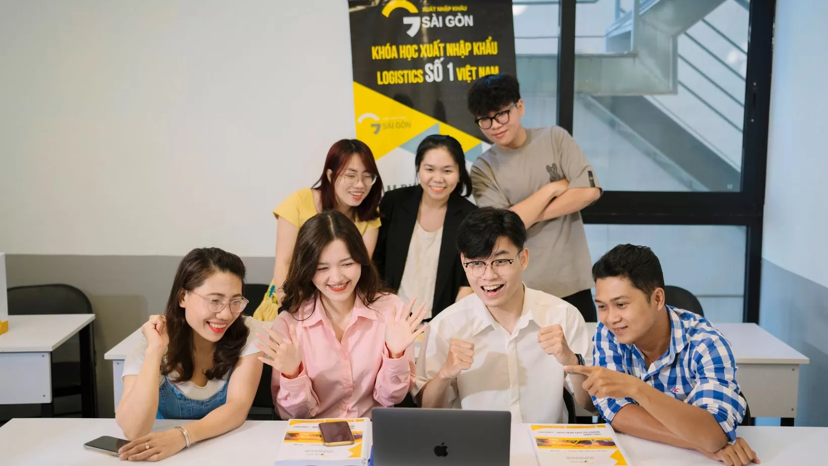 Bài Kiểm Tra Cuối Khóa