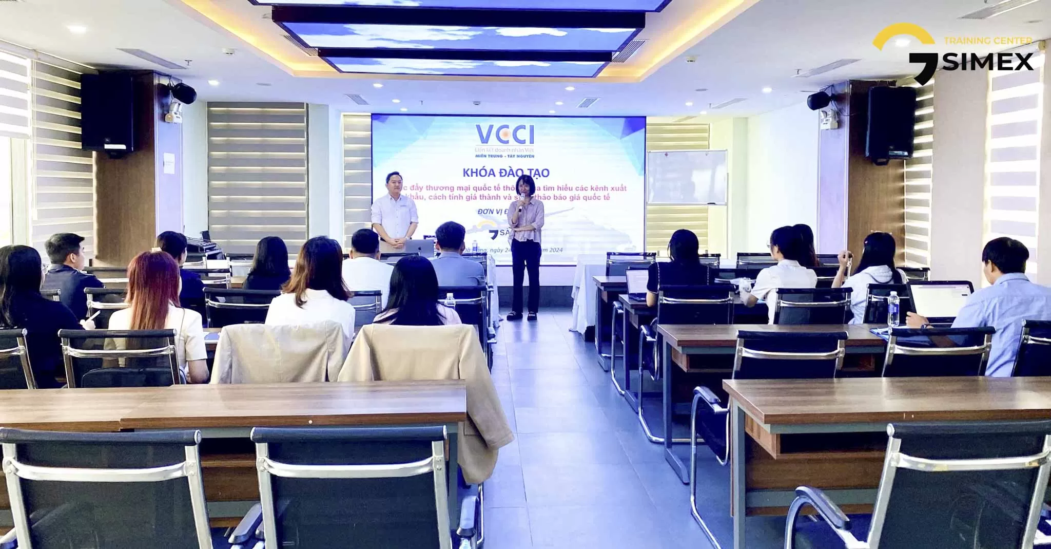 Saigon Import-Export Training and Consulting Center (SIMEX) Announces Strategic Partnership with VCCI Da Nang under Project 25