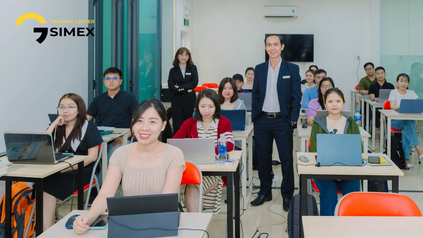 Khóa học Thủ Tục Xuất nhập khẩu và Khai báo Hải quan Chuyên Sâu