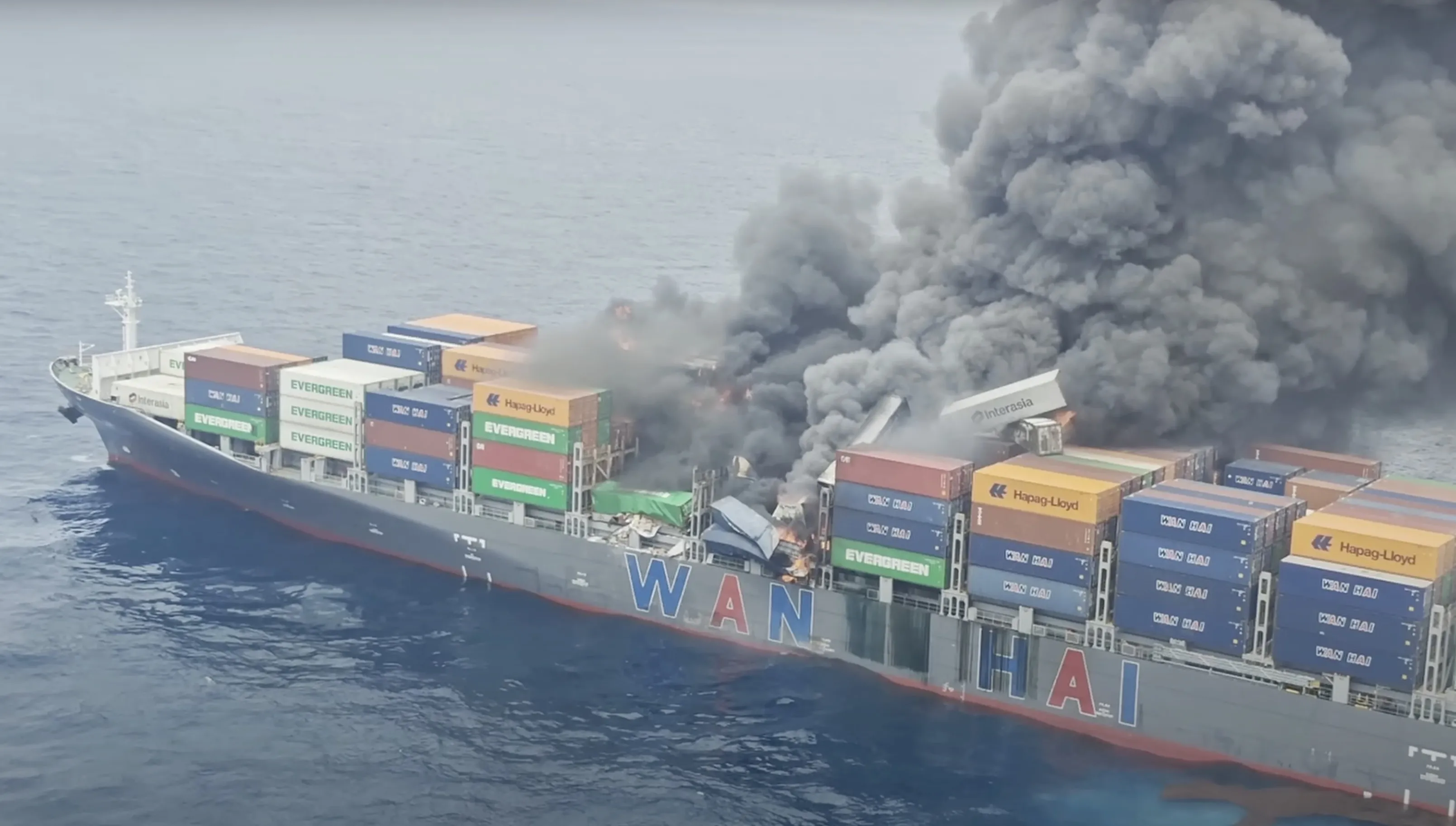 Tàu Container MV Wan Hai 503 Bốc Cháy Và Bị Bỏ Lại Ngoài Khơi Ấn Độ!